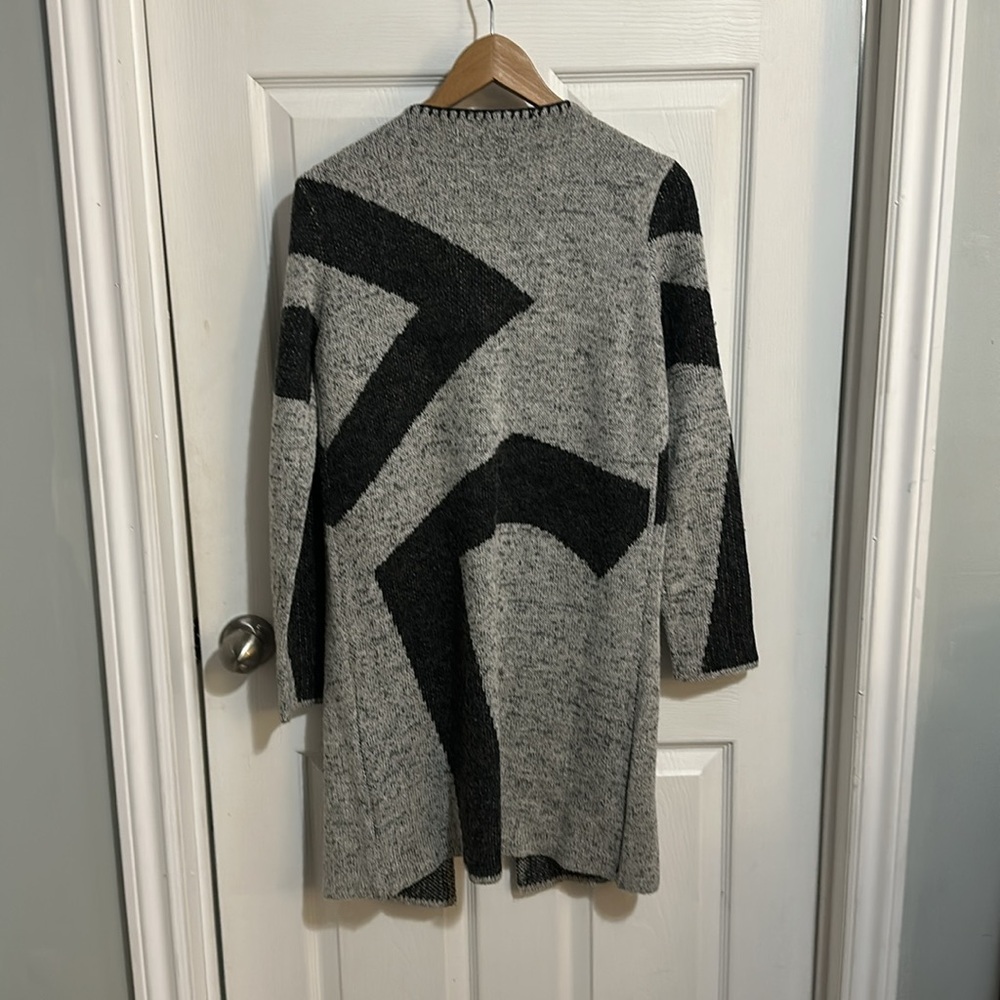 Long Cardigan - Picture 2 of 4